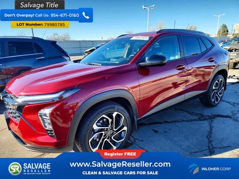 Used 2024 Chevrolet Trax RS w/ Sunroof Package FWD image 1