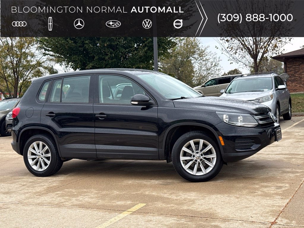 Used 2017 Volkswagen Tiguan S FWD image 1