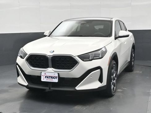 Used 2026 BMW X2 xDrive28i AWD/4WD image 33