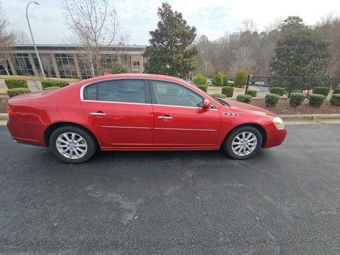 Used 2011 Buick Lucerne CXL image 10
