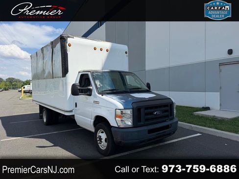 Used 2019 Ford E-350 and Econoline 350 Super Duty w/ Power Windows & Locks Group RWD image 1