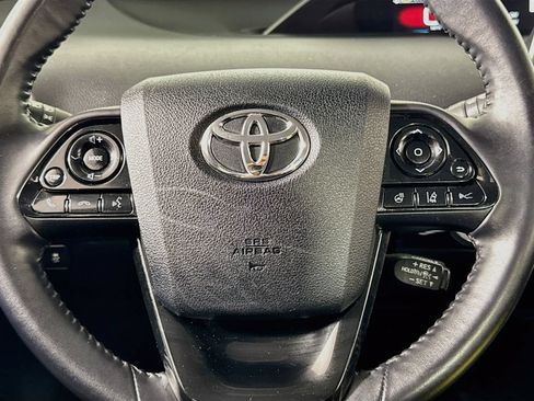 Used 2022 Toyota Prius XLE FWD image 27