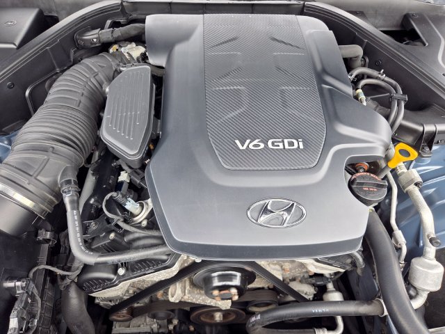 Used 2015 Hyundai Genesis 3.8 w/ Option Group 04 RWD image 20