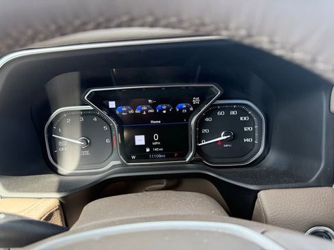 Used 2021 GMC Yukon Denali w/ Denali Premium Package AWD/4WD image 12