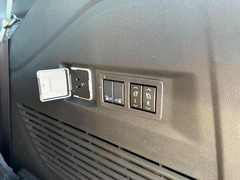 New 2026 Chevrolet Tahoe High Country AWD/4WD image 7