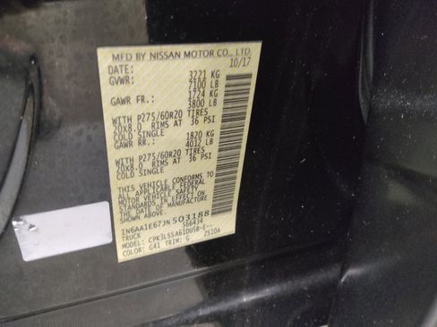 Used 2018 Nissan Titan SV w/ SV Convenience Package image 33