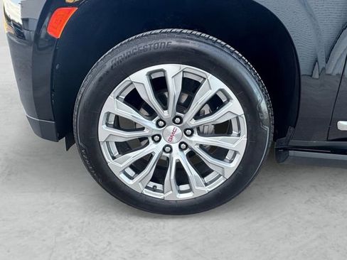 Used 2024 GMC Yukon Denali w/ Max Trailering Package image 23