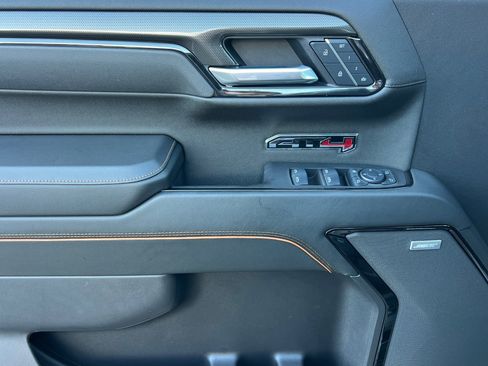 Used 2025 GMC Sierra 1500 AT4 w/ Technology Package image 12