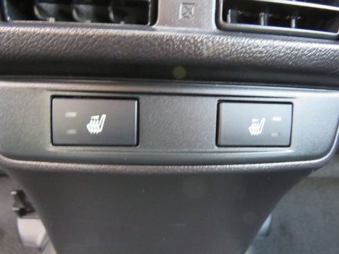 Used 2015 Subaru Legacy 3.6R Limited image 30