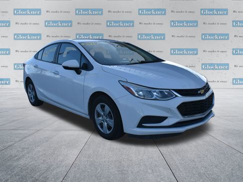 Used 2018 Chevrolet Cruze LS w/ LS Fleet Convenience Package image 3