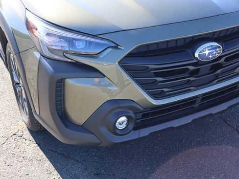 Certified 2025 Subaru Outback Onyx Edition w/ Popular Package #2 image 11