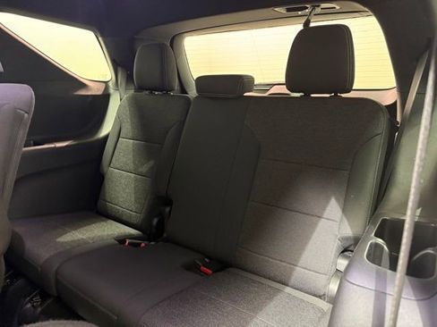 Certified 2025 Chevrolet Traverse LT image 26