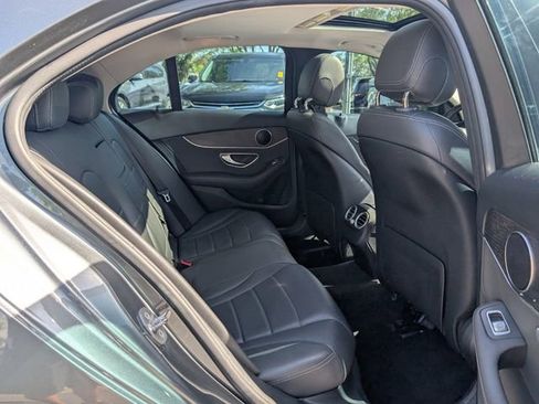 Used 2019 Mercedes-Benz C 300 Sedan image 18