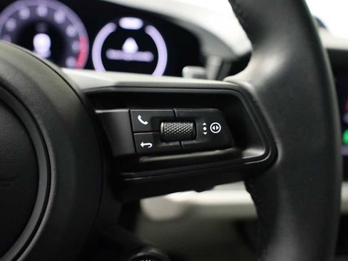 Certified 2025 Porsche Cayenne E-Hybrid image 28