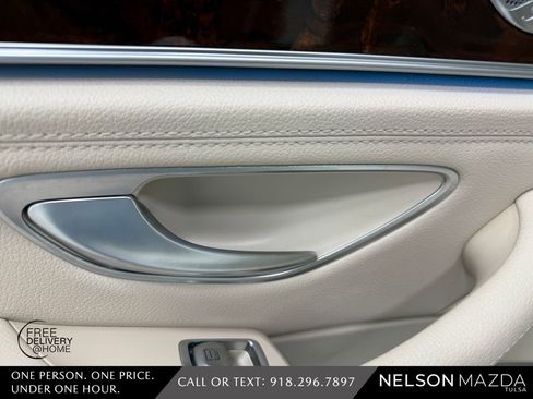 Used 2017 Mercedes-Benz E 300 4MATIC image 37