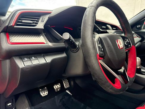Used 2021 Honda Civic Type R image 17