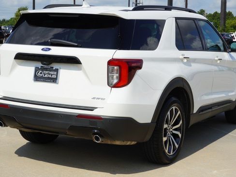 Used 2022 Ford Explorer ST-Line AWD/4WD image 6