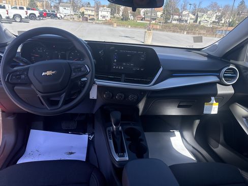 New 2026 Chevrolet Trax LS w/ LS Convenience Package image 14