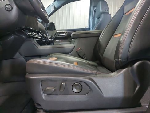 Used 2022 GMC Sierra 1500 AT4 w/ AT4 Premium Package AWD/4WD image 29
