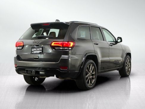 Used 2016 Jeep Grand Cherokee Limited 75th Anniversary AWD/4WD image 5