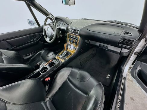 Used 2001 BMW Z3 2.5i RWD image 10