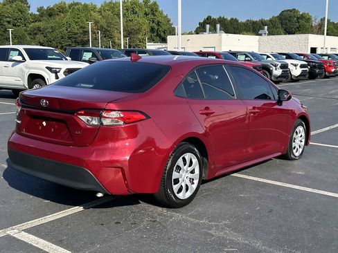 Used 2024 Toyota Corolla LE FWD image 8