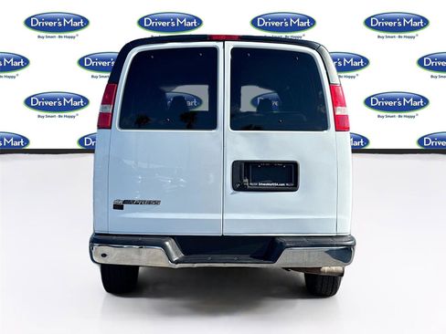 Used 2020 Chevrolet Express 3500 LT w/ LT Preferred Equipment Group RWD image 6