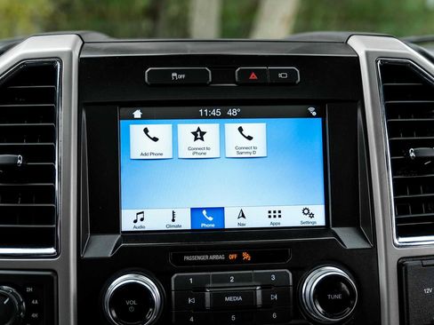 Used 2017 Ford F150 Lariat w/ Equipment Group 502A Luxury image 31