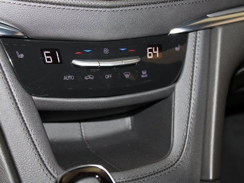 New 2025 Cadillac XT5 Luxury image 16