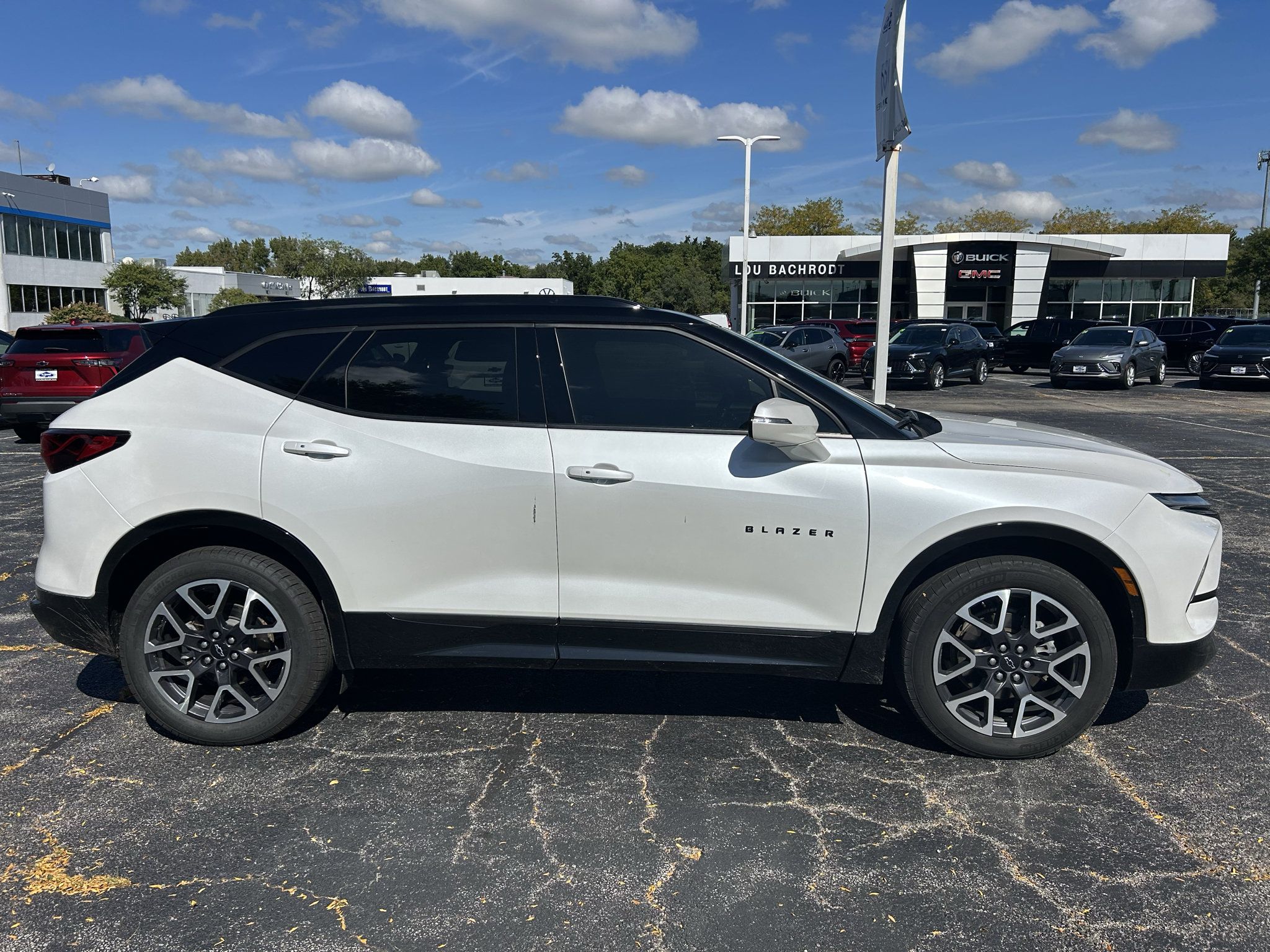 Used 2024 Chevrolet Blazer RS w/ Driver Confidence II Package FWD image 8