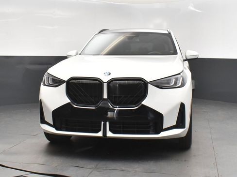 Used 2025 BMW X3 xDrive30i w/ M Sport Package image 10
