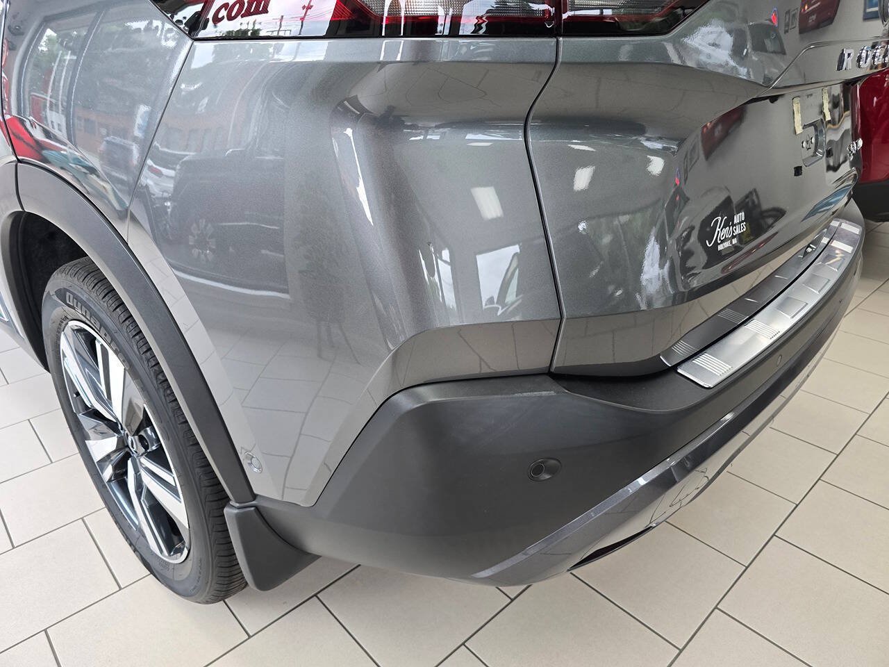 Used 2023 Nissan Rogue SL w/ SL Premium Package AWD/4WD image 17