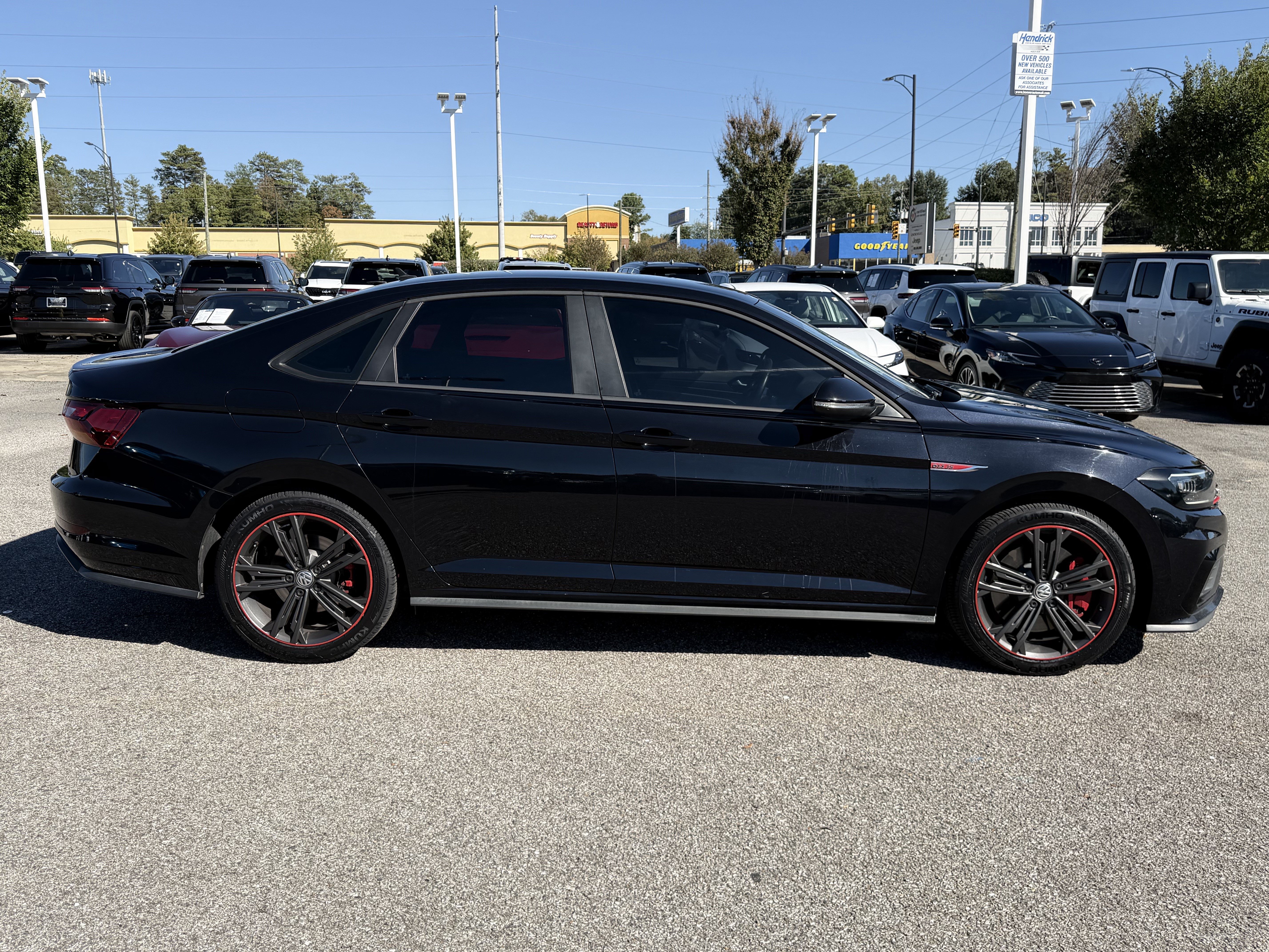 Used 2019 Volkswagen Jetta GLI FWD image 11