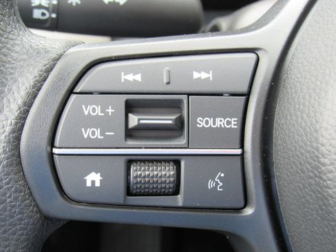 Used 2024 Honda HR-V LX image 12