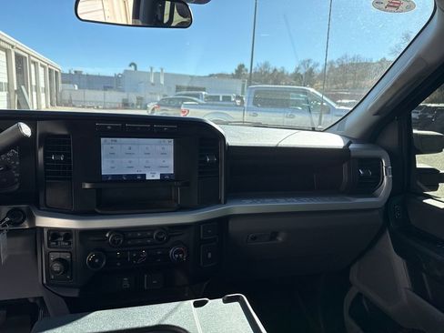 Certified 2023 Ford F250 XL image 16