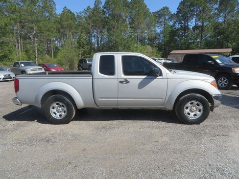 Used 2007 Nissan Frontier XE w/ Preferred Pkg image 5
