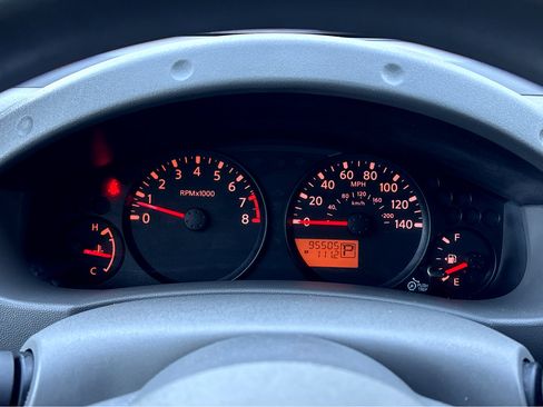 Used 2020 Nissan Frontier SV image 5