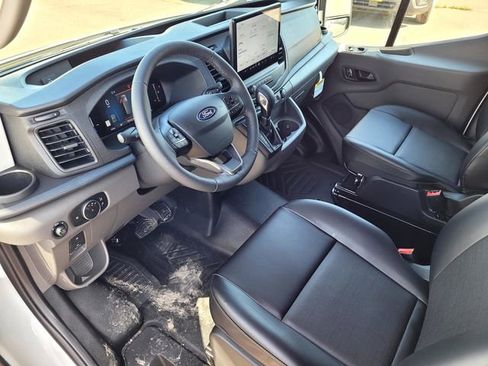 New 2026 Ford Transit 250 148 Medium Roof w/ Load Area Protection Package image 7