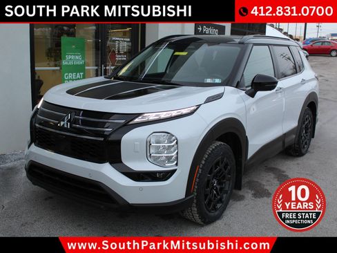 New 2026 Mitsubishi Outlander AWD image 3