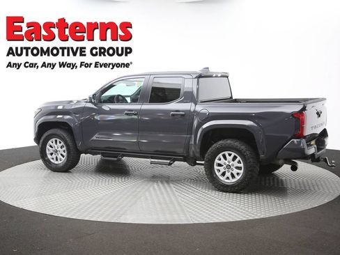 Used 2025 Toyota Tacoma SR5 AWD/4WD image 62