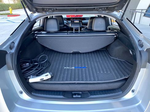 Used 2022 Toyota Prius Prime Limited FWD image 23