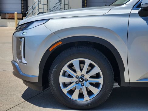 Used 2024 Hyundai Palisade SEL FWD image 7