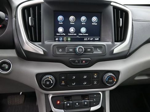 Used 2022 GMC Terrain SLE w/ LPO, Floor Liner Package image 20