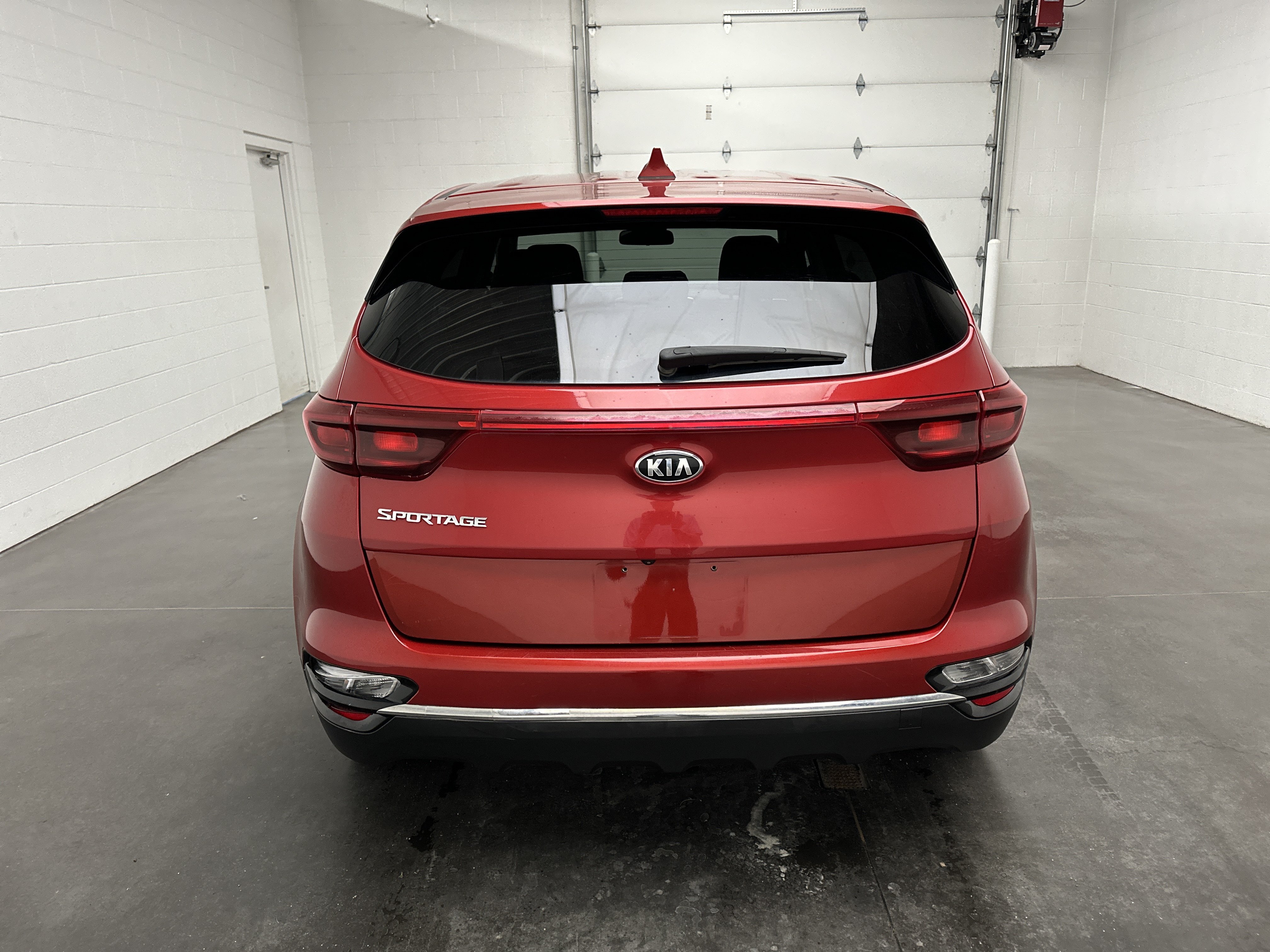 Used 2020 Kia Sportage LX AWD/4WD image 7