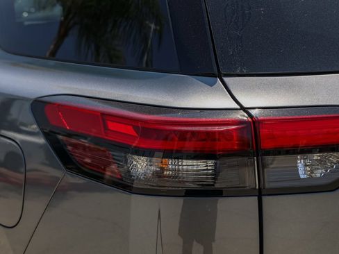 New 2026 Nissan Pathfinder SL FWD image 7