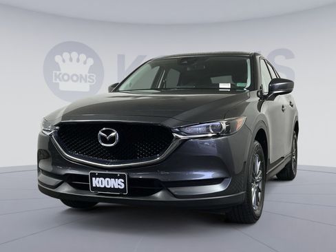 Used 2017 MAZDA CX-5 Touring image 1