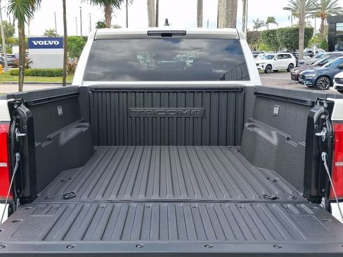 Used 2025 Toyota Tacoma TRD Sport RWD image 6