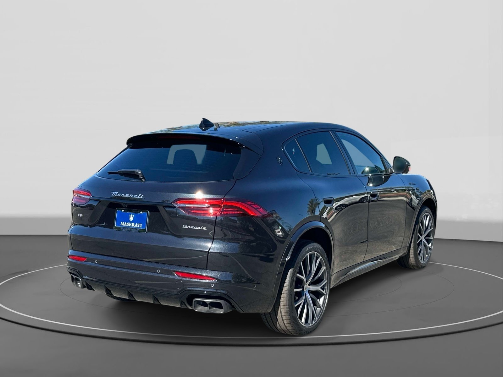 Used 2026 Maserati Grecale Modena AWD/4WD image 4