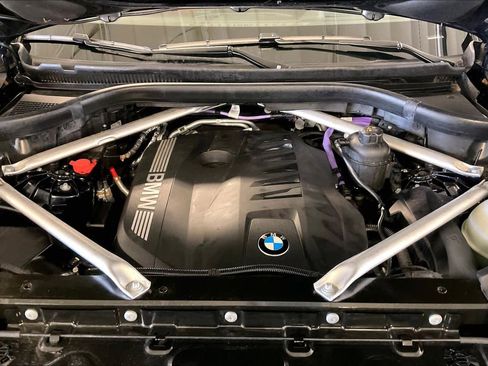 Certified 2024 BMW X5 xDrive40i w/ M Sport Package image 29