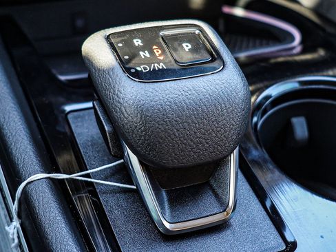 New 2025 Nissan Rogue SL image 37